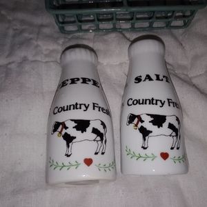 Vintage Milk Bottle Salt And Pepper Shakers Country Farm Style